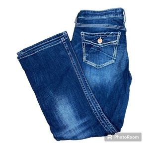 Daytrip Virgo Womans Bootcut Jeans Size 31S Distressed 92% Cotton Western Casual